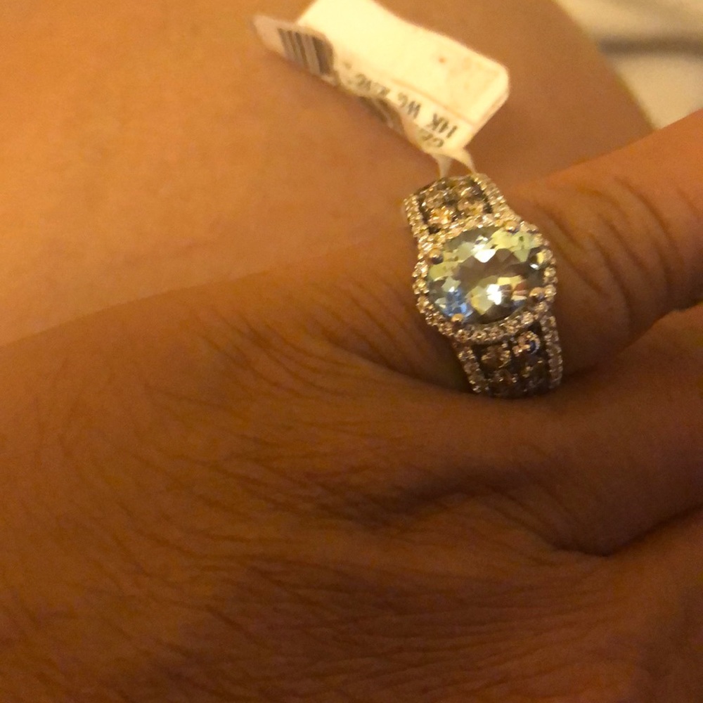 Aqua and chocolate diamond 14ct ring